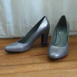 Silver Aerosoles Octagon